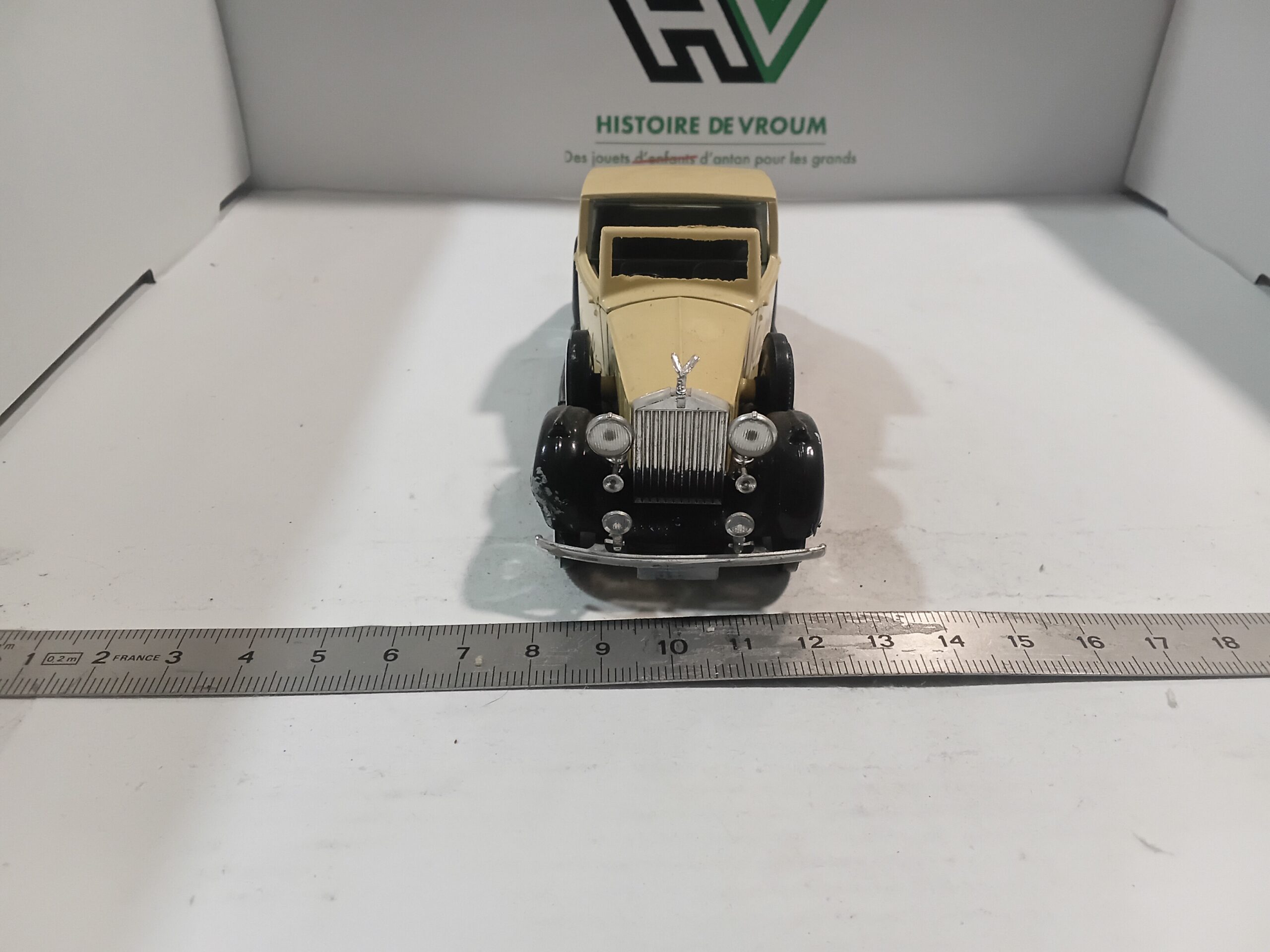 Rolls Royce Phantom 3 1939 Solido 1/43 – Image 2