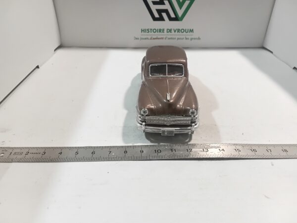 Chrysler Windsor 1946 1/43 Solido – Image 2