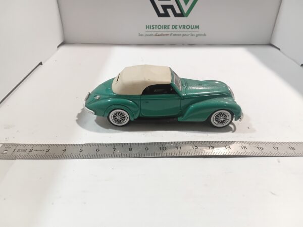 Alfa Romeo 2500 sport 1/43 Solido – Image 4