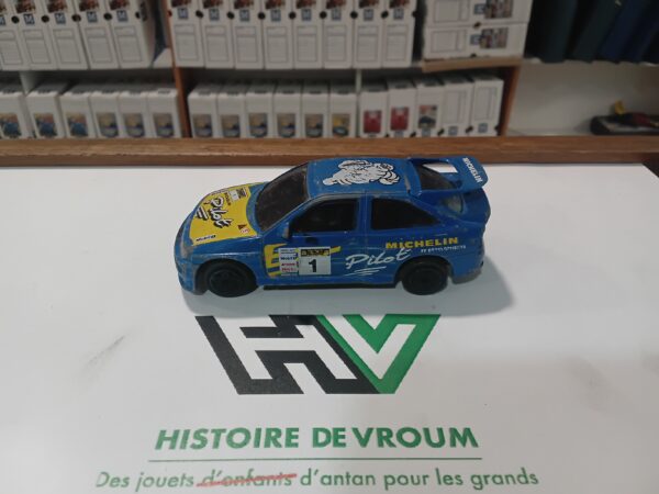 Ford Escort RS Cosworth 1/43 Bburago