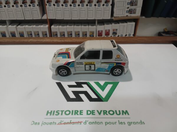 Peugeot 205 Turbo 16 1/43  Bburago