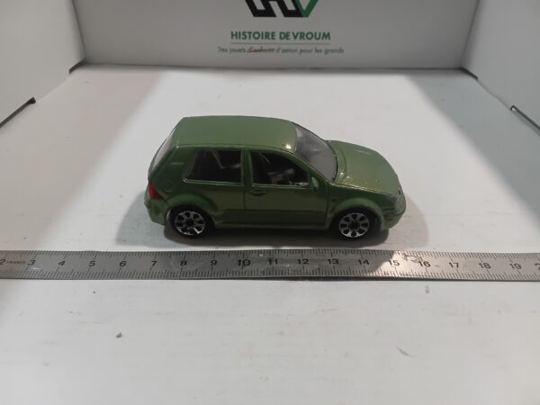 Volkswagen Golf 1998 1/43 Bburago – Image 4