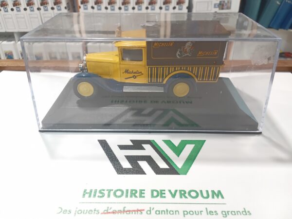 Citroën C4F 1930 1/43 Solido