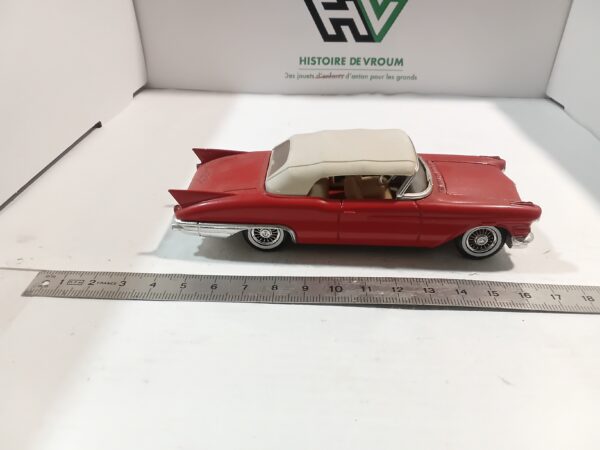 Cadillac Eldorado Biarritz 1957 1/43 Solido – Image 4