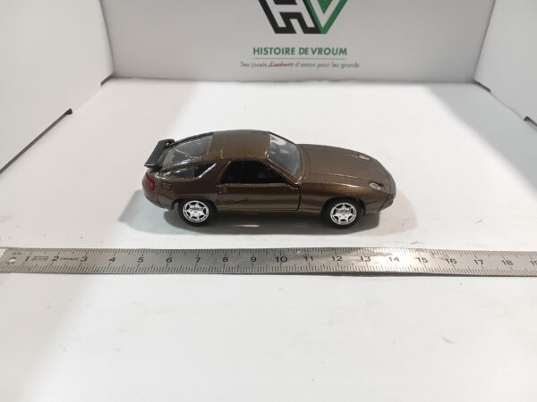 Porsche 928 GT 1/43 Solido – Image 4