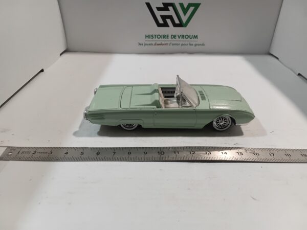 Ford Thunderbird 1961 1/43 – Image 4
