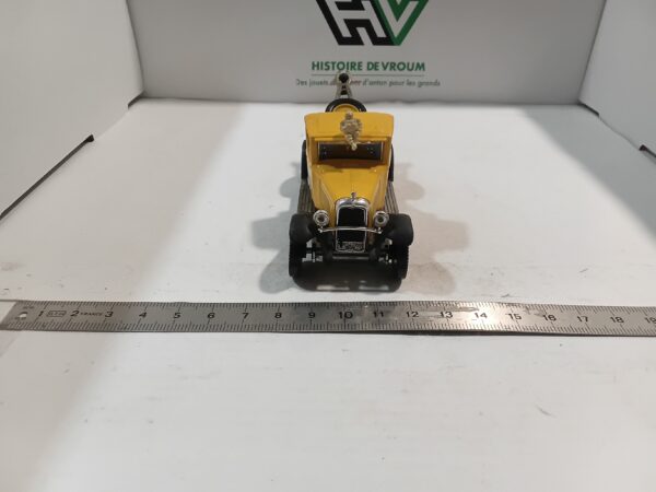 Citroën C4F 1930 1/43 Solido – Image 2