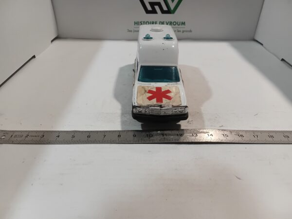 Mercedes Ambulance Jet-Car Norev 1/43 – Image 2