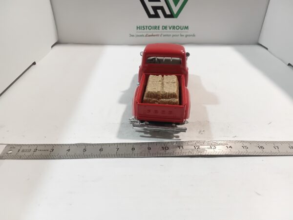 Ford Pickup 1953 Maisto 1/32 – Image 3