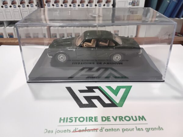 Jaguar XJ 12 1/43 Solido
