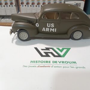 Maquette Ford Fordor 1/ 24 à restaurer