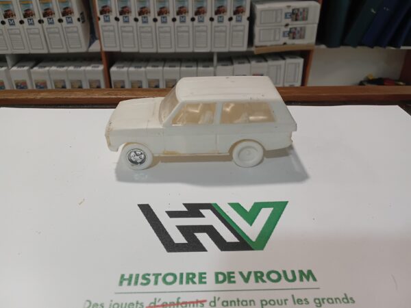 Maquette Range Rover 1/ 43 à restaurer