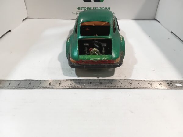 Maquette Porsche Carrera 1/ 24 à restaurer – Image 3