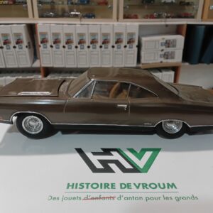 Maquette Plymouth GTX 1/ 24 à restaurer
