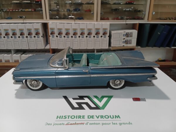 Maquette Chevrolet Impala 1959 Convertible 1/24 à restaurer
