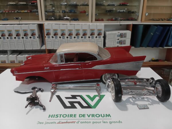 Maquette Chevrolet Bel Air 1/ 24 à restaurer