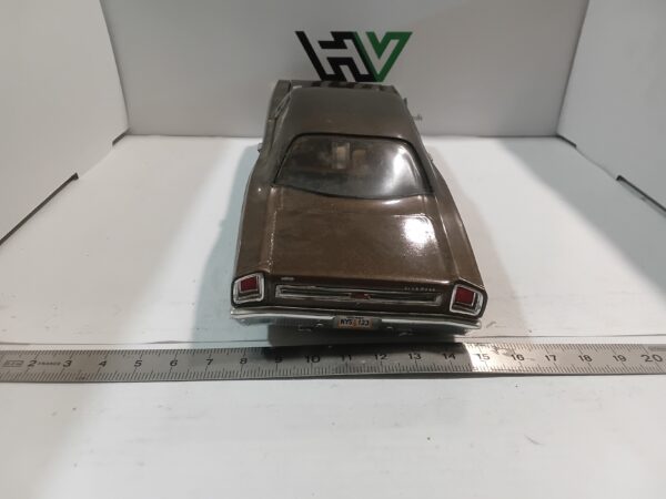 Maquette Plymouth GTX 1/ 24 à restaurer – Image 3