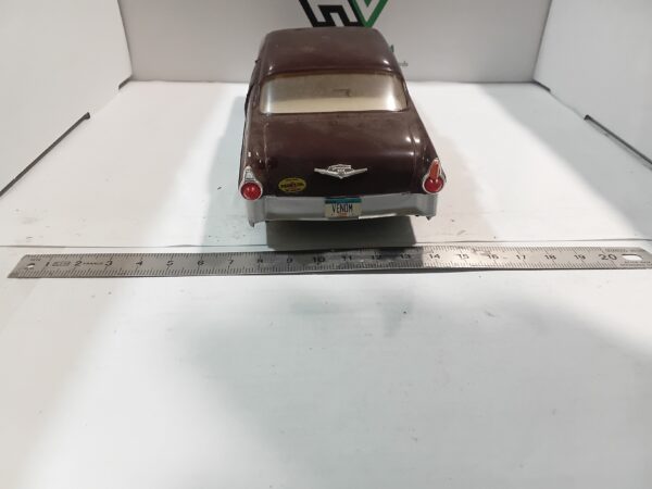 Maquette Ford Fairlane Victoria 1/ 24 à restaurer – Image 3