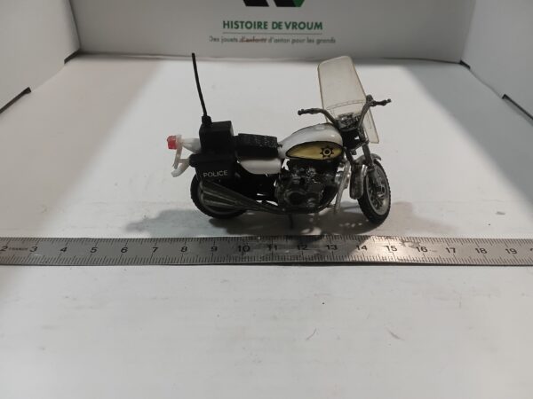 Moto Kawazaki 900 Police 1/32 – Image 4