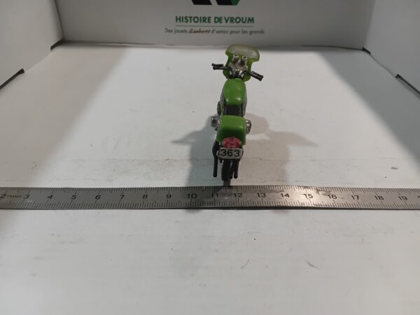 Moto Kawazaki 500 H1 Mach III Zylmex 1/24 – Image 3