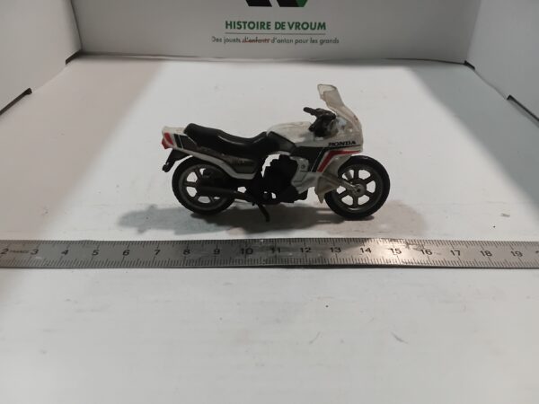 Moto Honda CX 500 Turbo Zee Toys 1/24 – Image 4