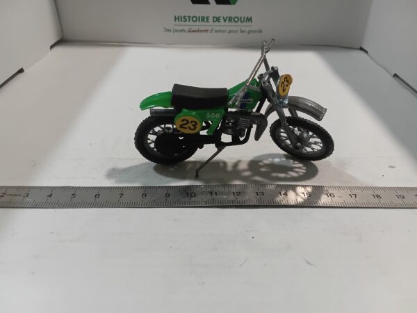 Moto Kawazaki 500 n°23 Polistil 1/24 – Image 4