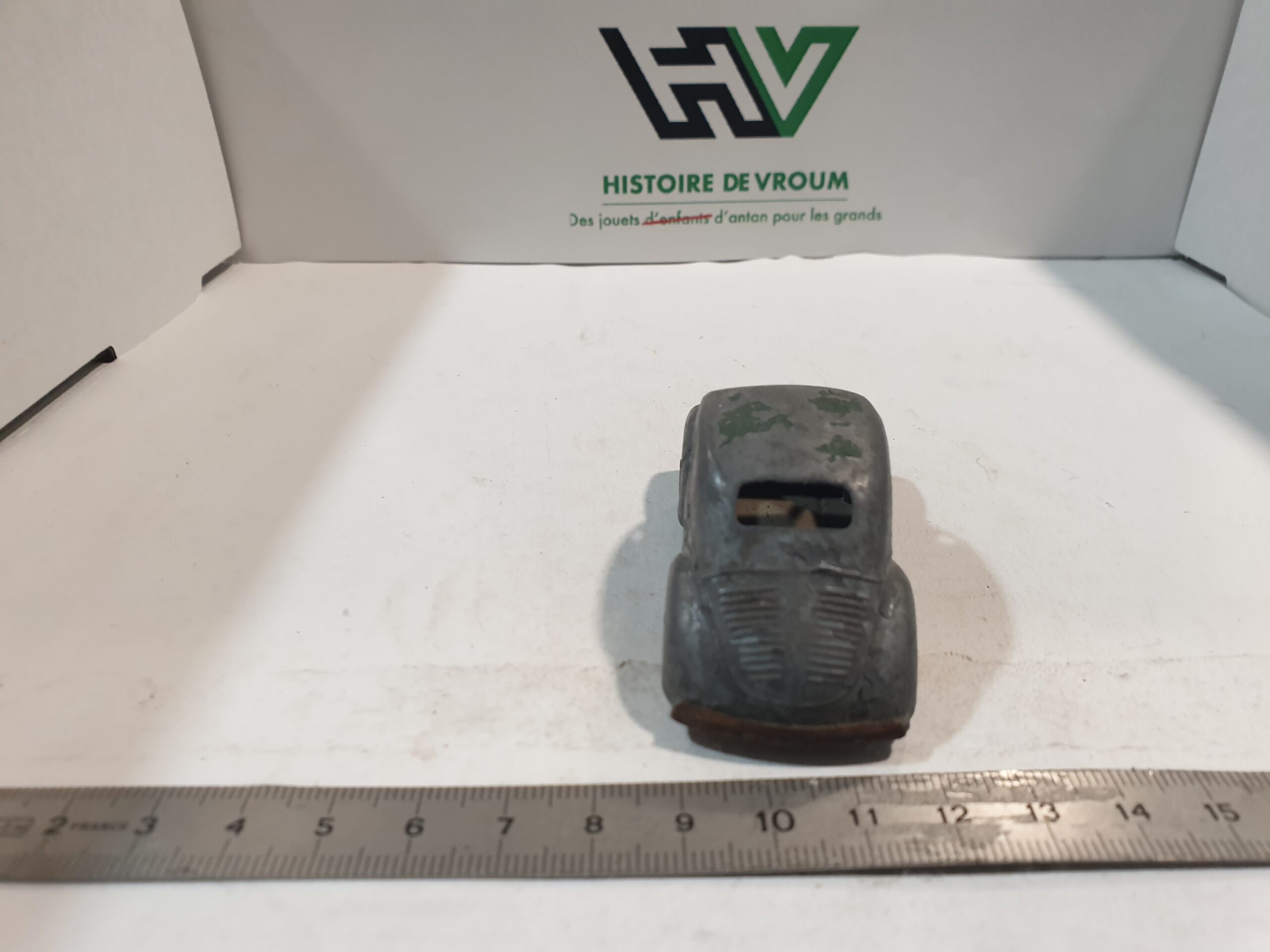 4 CV Renault Tôle CIJ 1/20 – Modèle Brut Chromé – Jouet Mécanique 1950 – Rare
