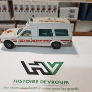 Mercedes Bonna 2500 Ambulance Corgi 1/36