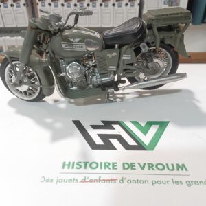 Moto Guzzi Polistil 1/15