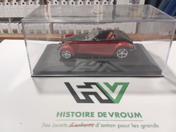 Plymouth Prowler WoodWard Edition Universal Hobbies 1/43