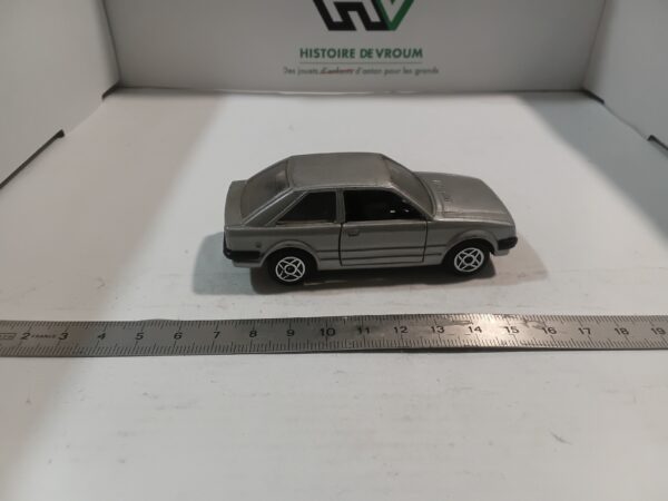 Ford Escort N°1315  1/43 Solido – Image 4