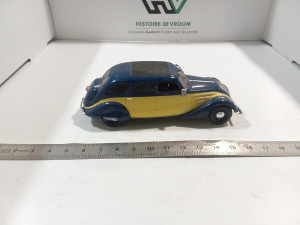 Taxi Peugeot 402 1/43 Norev – Image 4