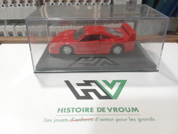 Ferrari F40 1/ 39 Maisto