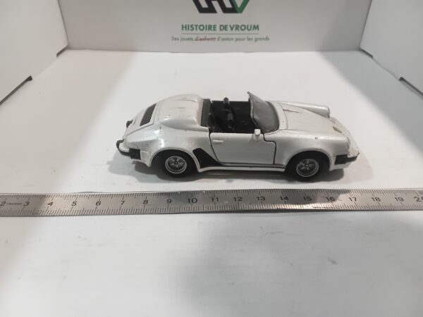Porsche 911 Seedster 1/ 38 Maisto – Image 4