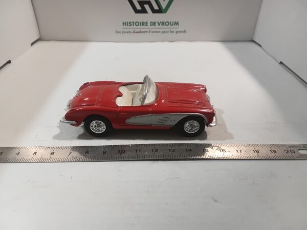 Chevy Corvette 1960 ERTL 1/43 – Image 4