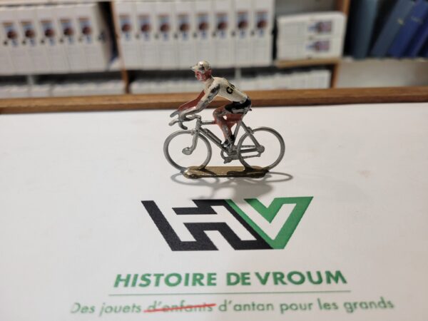 Coureur Cycliste en aluminium blanc ( état moyen )