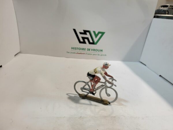 Coureur Cycliste en aluminium blanc ( état moyen ) – Image 6