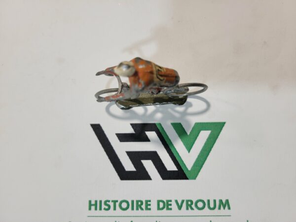 Coureur Cycliste en aluminium Bic ( état moyen ) – Image 5