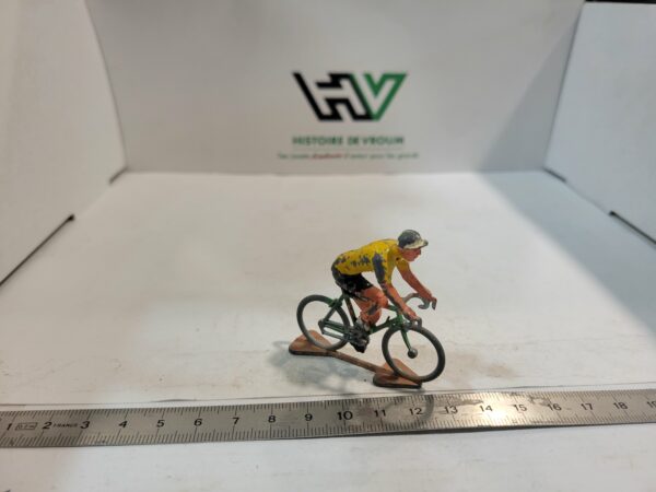 Coureur Cycliste en plomb peint Maillot Jaune ( état moyen ) – Image 6