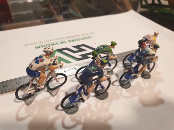 Lot Coureurs Cyclistes en aluminium peints – Image 7
