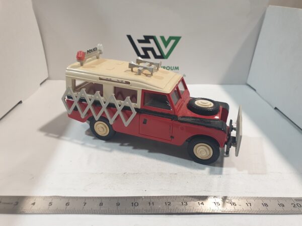 Maquette Land Rover Police Heller Cliclac ( déja montée non complet ) – Image 3