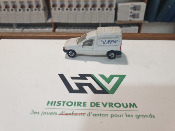 Ford Courrier Matchbox " Ets Bocquet Ford " Très rare 1991 1/54