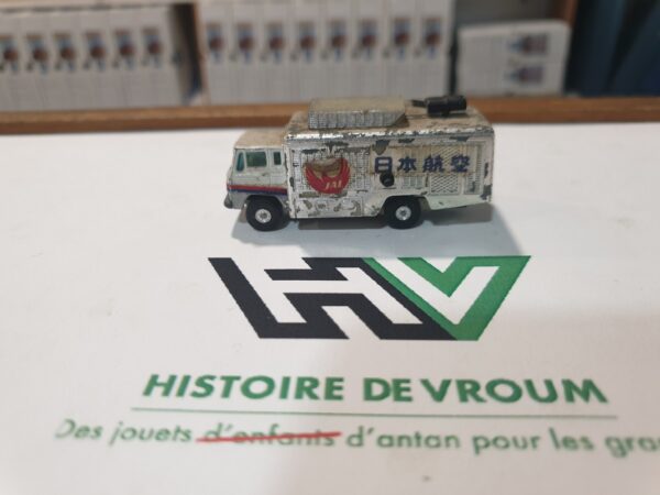 Camion climatiseur Aeroport Bandai ( état moyen )
