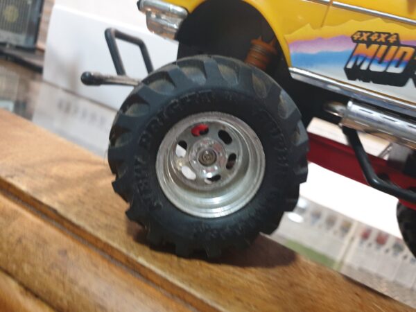 Mud Slinger Shocker 4*4 Voiture télécommandée filaire – Image 6