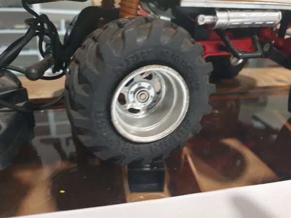Mud Slinger Shocker 4*4 Voiture télécommandée filaire – Image 8