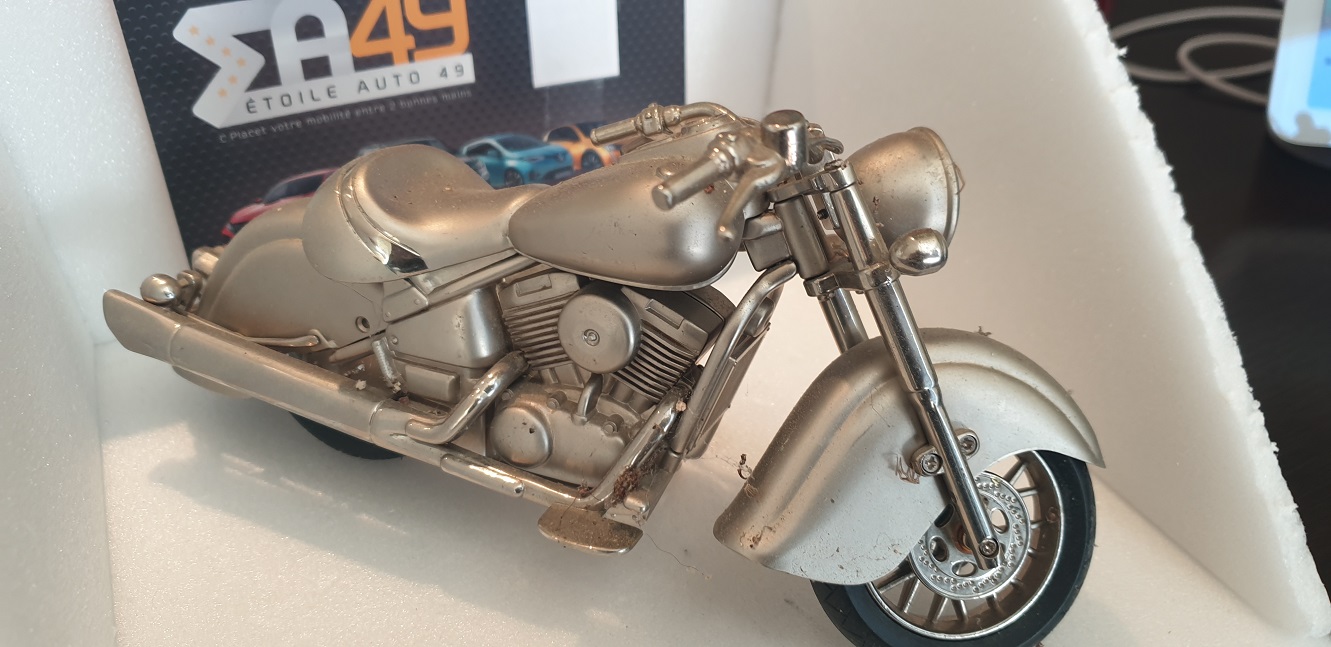 Moto montre en métal - Objet de collection - non testée – Image 2