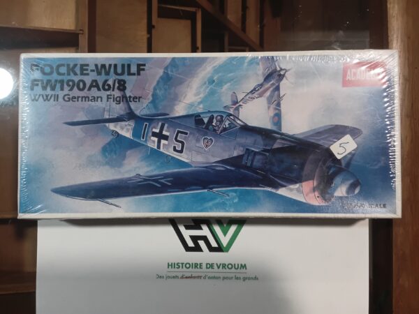 Focke-Wulf FW190A6/8 WW2 German Fighter Academy 1/72