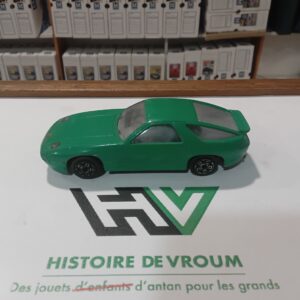 Porsche 928 S4 Verte Bburago 1/43