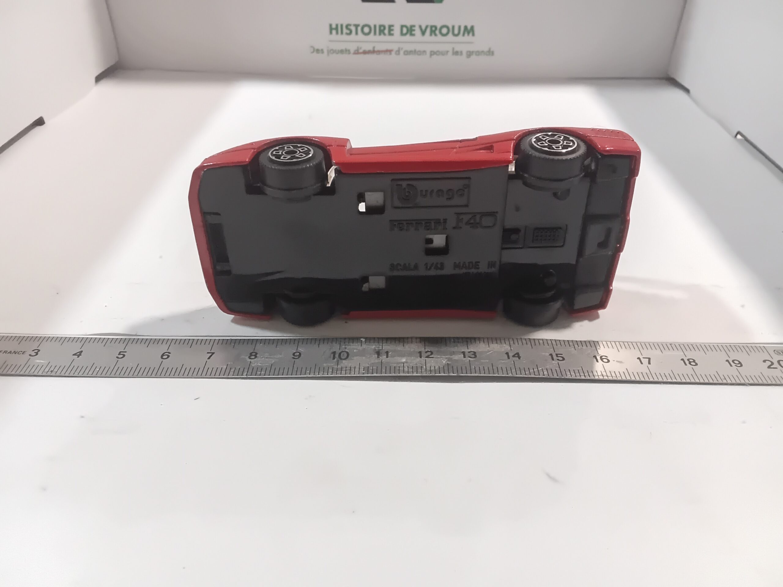 Ferrari F40 Rouge Bburago 1/43 – Image 5