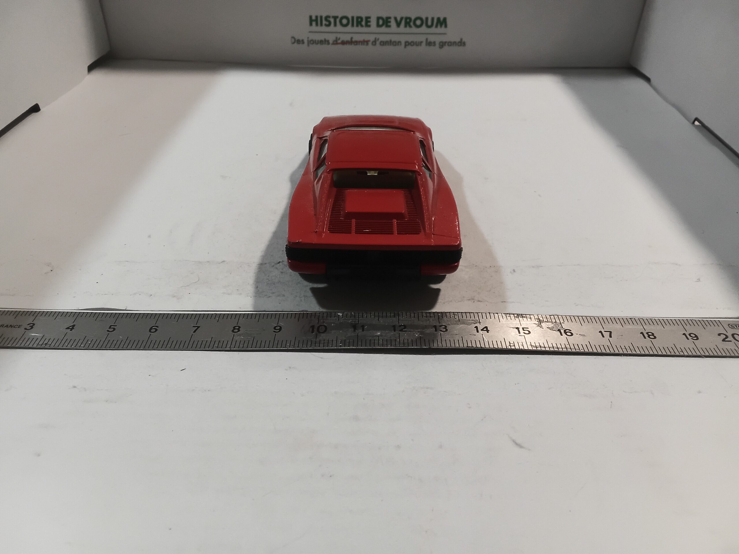 Ferrari Testarossa Bburago 1/43 – Image 3